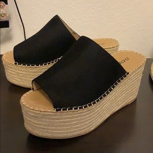 SODA Platform Sandals